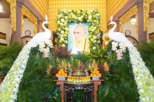 LỄ THẮP NẾN TRI ÂN ÂN SƯ TẠI CHÙA VẠN THIỆN