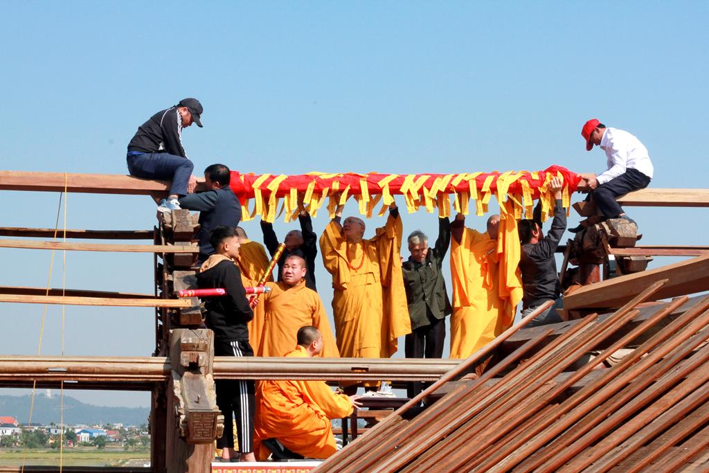 Hải Phòng: Lễ an vị long cốt ngôi Đại Hùng Bảo Điện chùa Hòa Liễu