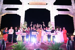 Hải Phòng: Quỹ từ thiện Chân Như chùa Hồng Phúc trao gần 260 triệu đồng cho các em học sinh, sinh viên