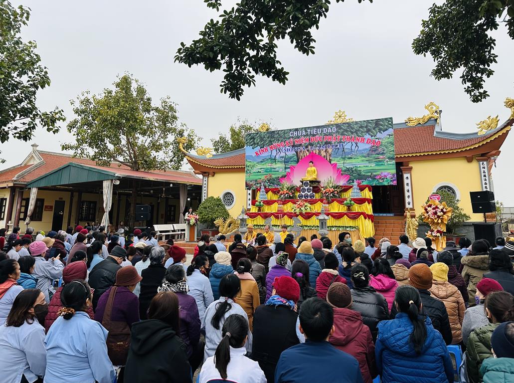 Quảng Ninh: Chùa Tiêu Dao Lễ Phật Thành Đạo