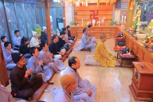 CỘNG ĐỒNG PHẬT TỬ VIỆN CHUYÊN TU TẠI HÀN QUỐC TỔ CHỨC ĐẠI LỄ VÍA PHẬT A DI ĐÀ