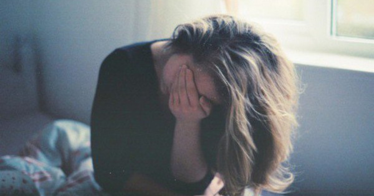 Biết tin người yêu mang bầu, câu hỏi của gã đàn ông khiến cô gái lạnh người