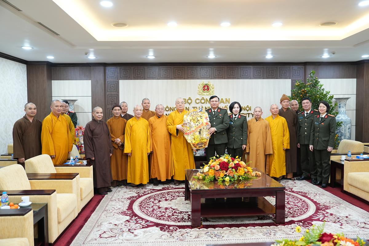 BTS GHPGVN TP. Hà Nội chúc mừng Xuân Bính Ngọ các cơ quan ban, ngành thành phố