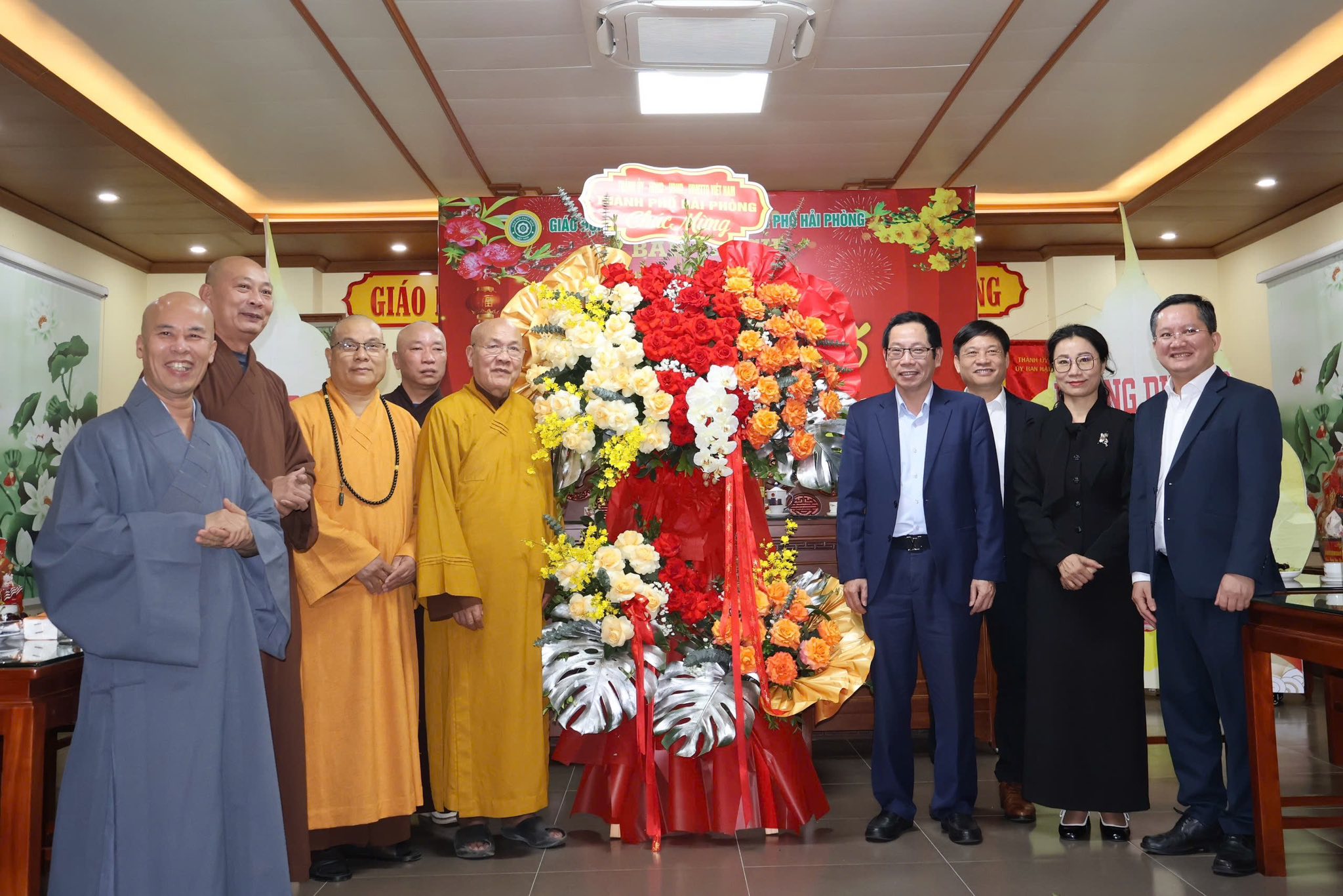 Hải Phòng: Lãnh đạo thành phố thăm và chúc tết Ban trị sự nhân dịp tết nguyên đán Bính Ngọ – 2026