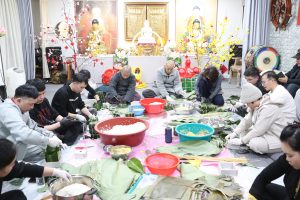 HÀN QUỐC: LỄ HỘI GÓI BÁNH CHƯNG, BÁNH TÉT NGÀY TẾT – ẤM LÒNG NGƯỜI VIỄN XỨ