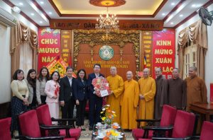 Hà Nội: Lãnh đạo phường Cửa Nam chúc Tết chư Tôn đức GHPGVN tại chùa Quán Sứ