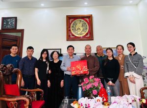 Quảng Ninh: Chùa Tiêu Dao Tặng Quà Nhân Dân Và Phật Tử Tiêu Biểu