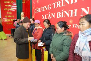 Cao Bằng: Trao quà từ thiện tặng 3000 xuất quà Tết xuân Bính Ngọ 2026 cho bà con nghèo.