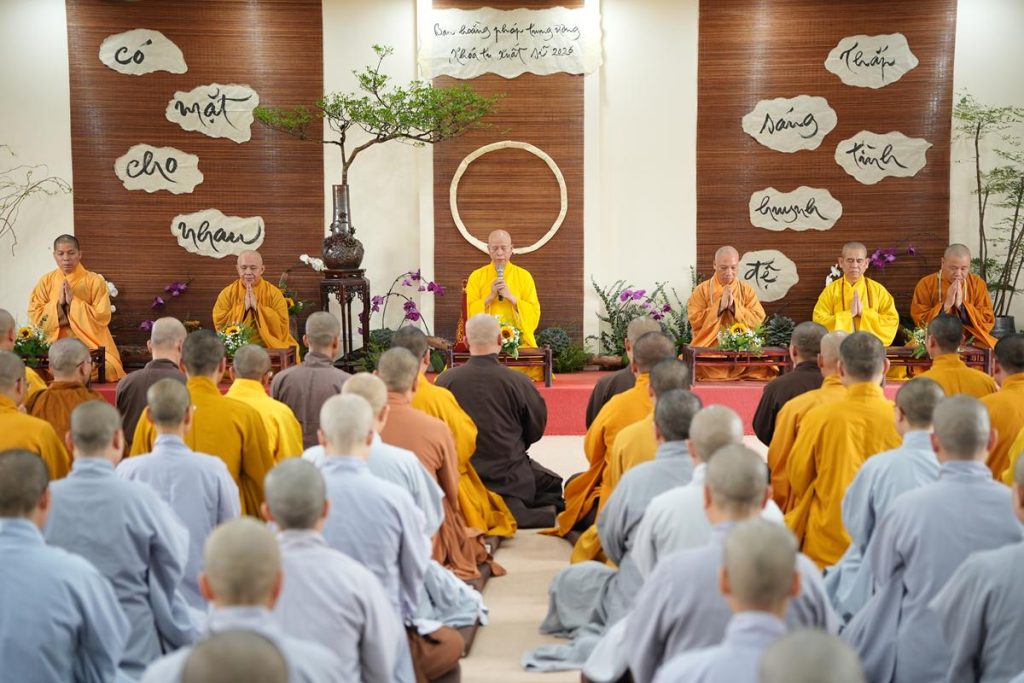 Khai mạc khóa tu xuất sĩ “Thắp sáng tình huynh đệ” tại chùa Vạn Phúc – Nối truyền mạch nguồn Phật pháp, củng cố lý tưởng hoằng pháp lợi sinh