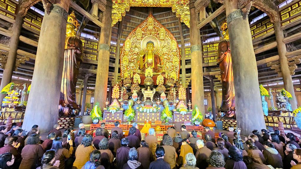 Hải Phòng: Đông đảo Phật tử tham dự khóa lễ Thượng nguyên và Húy kỵ chư Tổ Sư tại chùa Đạo Nguyên