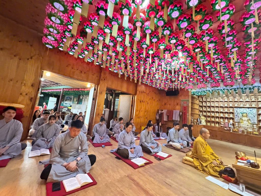 HÀN QUỐC: CỘNG ĐỒNG PHẬT TỬ VIỆN CHUYÊN TU KHU VỰC POHANG TỔ CHỨC THÀNH CÔNG KHÓA TU “MỘT NGÀY AN LẠC”