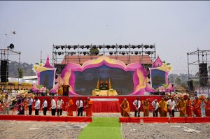 Lào: Khai mạc Đại lễ Phật đản PL.2570 – khởi công xây dựng Chính điện, Tháp Cửu phẩm Liên hoa và đúc Đại hồng chung chùa Hữu Nghị