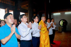 Hải Phòng: Lễ dâng hương tưởng niệm 46 năm ngày mất của cố Chủ tịch nước Tôn Ðức Thắng