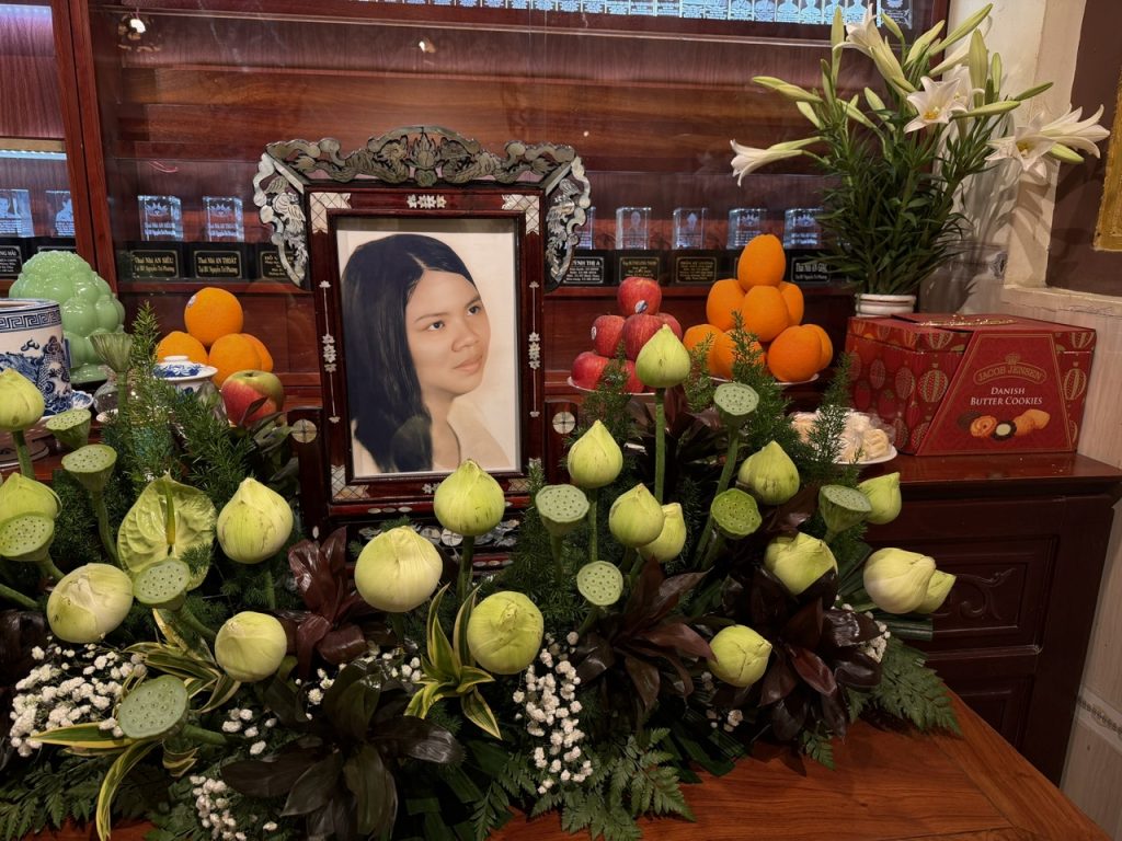 NHỮNG MÙA ĐÔNG BẤT HẠNH