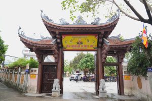 Hà Nội: Tăng Ni, Phật tử xã Sóc Sơn trang nghiêm diễu hành xe hoa kính mừng ngày Đản sinh của Đức Từ Phụ