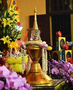 Hà Nội: Tưng bừng hân hoan cung rước Xá Lợi Phật