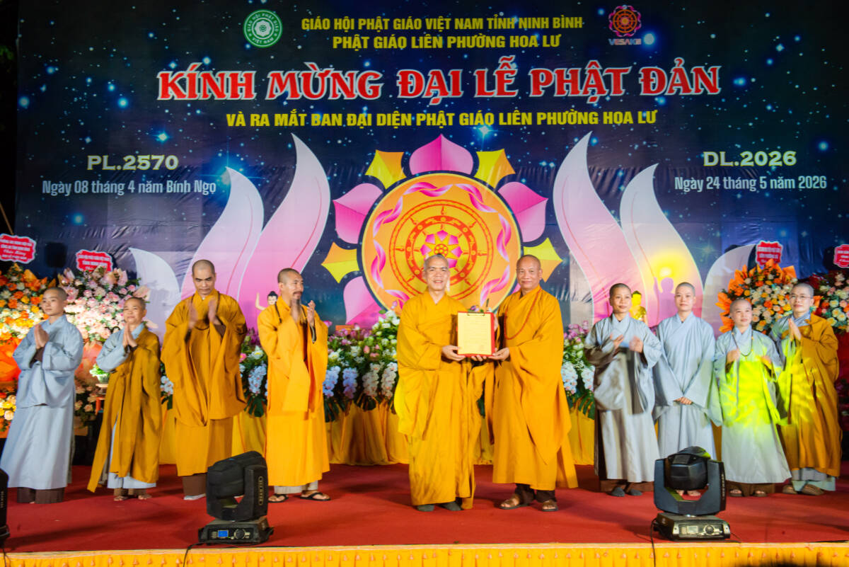 Trang nghiêm Đại lễ Phật đản PL.2570 tại chùa Tổ Linh – Ra mắt Ban Đại diện Phật giáo Liên phường Hoa Lư nhiệm kỳ 2026-2031