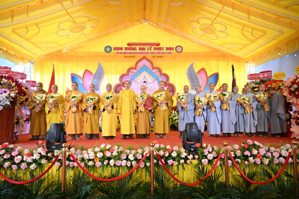 Ninh Bình: Phật giáo Liên xã Ý Yên trang nghiêm tổ chức Đại lễ Phật đản và ra mắt Ban Đại diện Phật giáo Liên xã