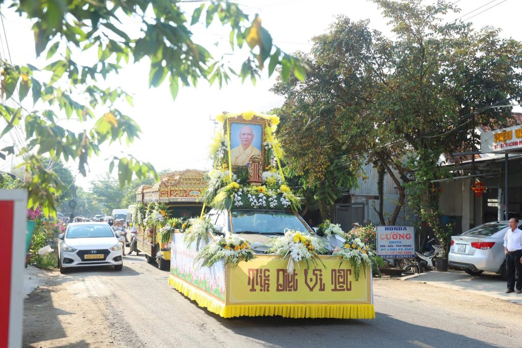 Trang nghiêm Lễ truy niệm và phụng tống kim quan cố Trưởng lão HT. Thích Phước Minh nhập bảo tháp