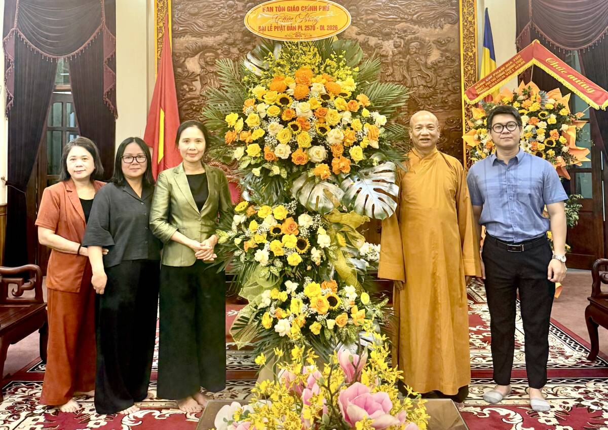 Ninh Bình: Ban Tôn giáo Chính phủ thăm và chúc mừng Đại lễ Phật đản Ban Trị sự Phật giáo tỉnh PL.2570- DL.2026