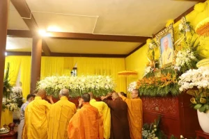 Lễ nhập kim quan Hòa thượng Thích Phước Minh tại chùa Long Hoa
