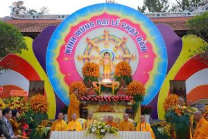 Phật giáo Lâm Đồng hân hoan, long trọng cử hành Đại lễ Phật đản tại Lễ đài trung tâm