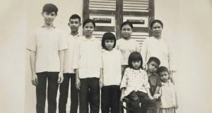MÙA ĐÔNG NĂM 1986, VỆT MÁU LY TAN VÀ NỤ CƯỜI VỤT TẮT (Phần 1)