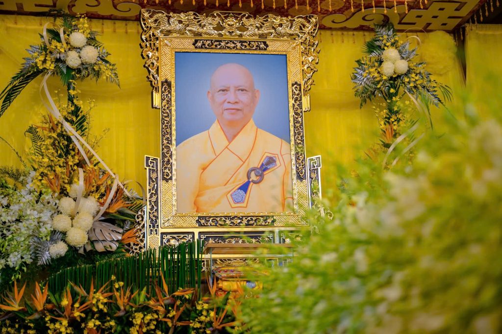Trung ương Giáo hội viếng tang cố Hòa thượng Thích Phước Minh