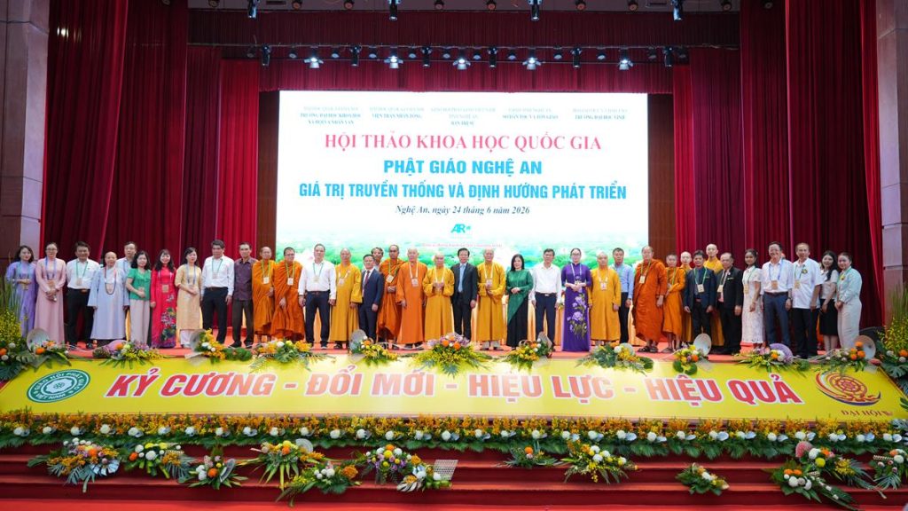 Hơn 80 bài tham luận quy tụ tại Hội thảo “Phật giáo Nghệ An: Giá trị truyền thống và định hướng phát triển”缩略图 Hơn 80 bài tham luận quy tụ tại Hội thảo “Phật giáo Nghệ An: Giá trị truyền thống và định hướng phát triển”