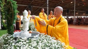KHÓA HUÂN TU LẦN THỨ 131 – LỄ TẮM PHẬT PL.2570 TẠI VIỆN CHUYÊN TU