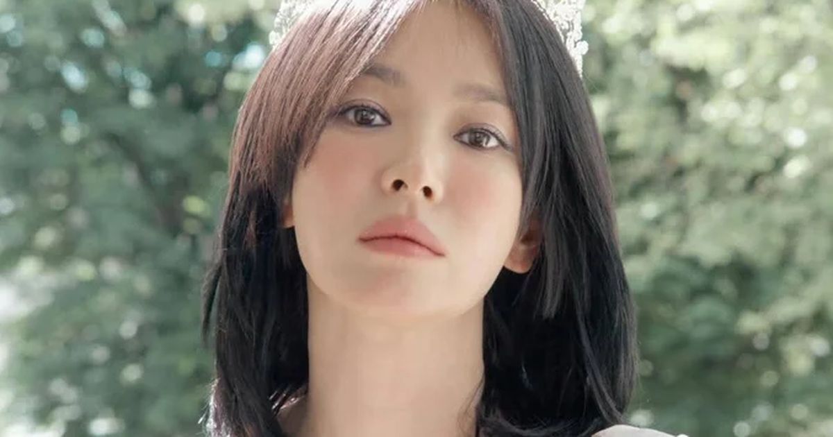 Song Hye Kyo chính thức dứt tình 14 năm với công ty quản lý, rò rỉ động thái chuẩn bị lập đế chế riêng