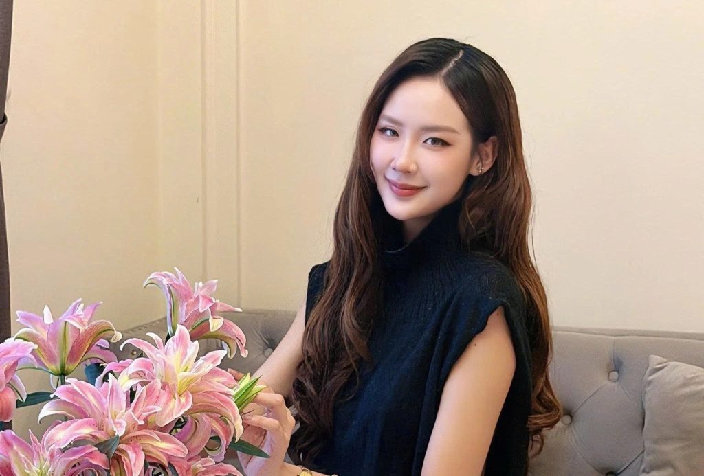 Từ lùm xùm của Hoa hậu Bảo Ngọc: Vì sao người đẹp Việt thích &amp;apos;phông bạt&amp;apos; học vấn?
