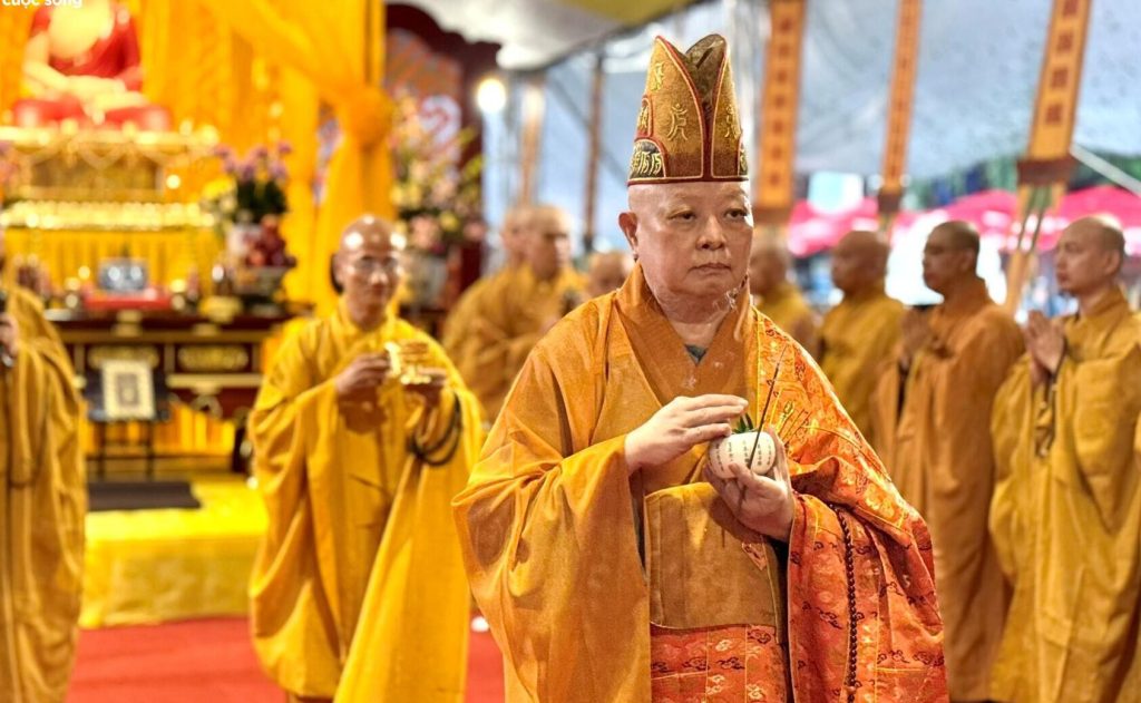 Phật giáo TPHCM tổ chức Lễ tưởng niệm và kỳ siêu các liệt sĩ, đồng bào yêu nước đã hy sinh trong cuộc Tổng tiến công và nổi dậy Xuân Mậu Thân năm 1968.