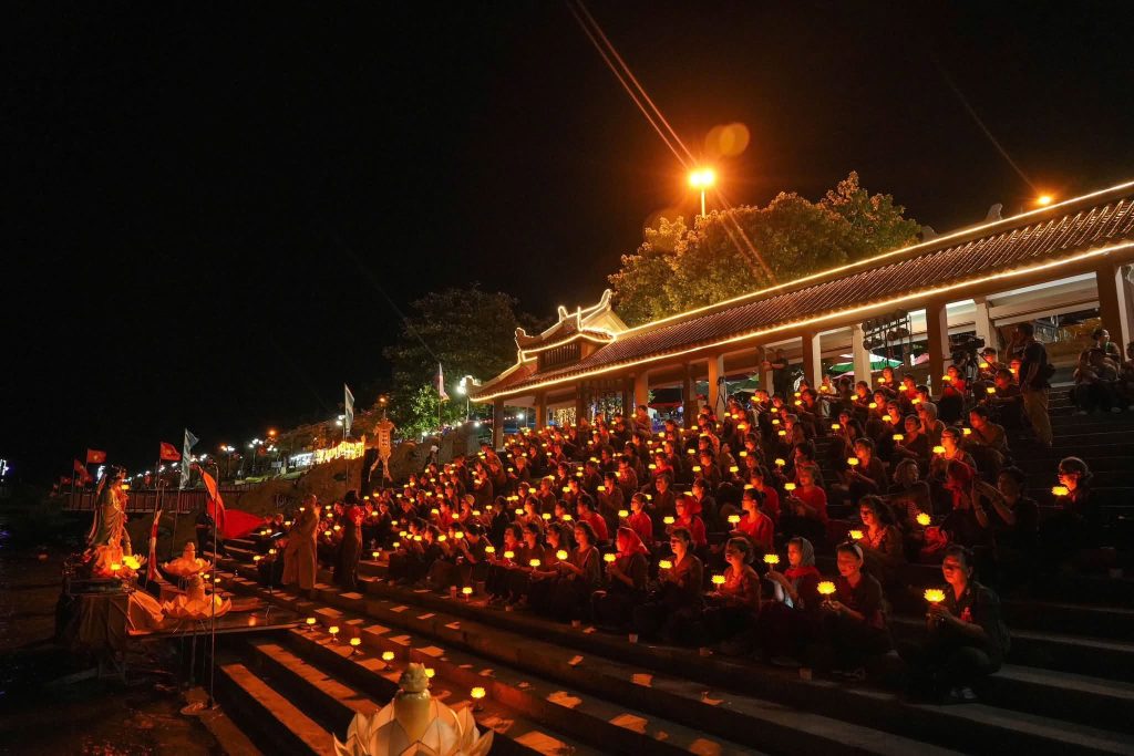 Hành trình 10 năm tổ chức cầu siêu anh linh các Anh hùng Liệt sĩ tại dải đất miền Trung của chùa Tân Hải