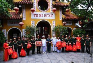 Ninh Bình: Thăm, tặng quà thương, bệnh binh tại Trung tâm Điều dưỡng thương binh Duy Tiên