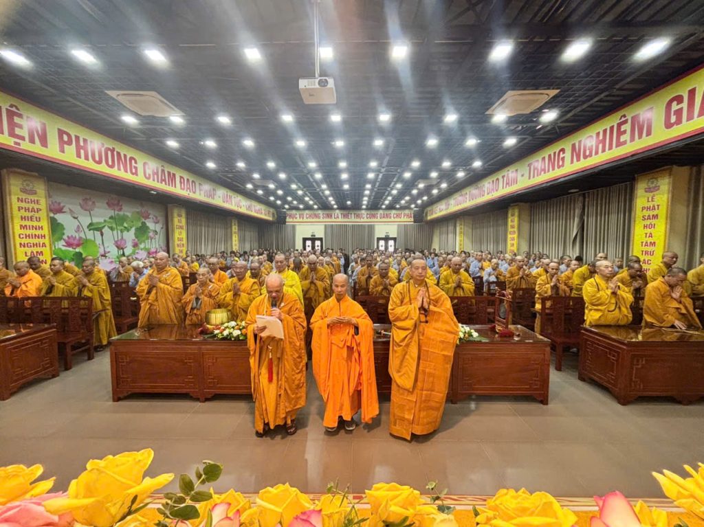 Hải Phòng: Trường hạ chùa Nam Hải thành kính tưởng niệm Trưởng lão Hòa thượng Thích Trí Hải (1906-1979)缩略图 Hải Phòng: Trường hạ chùa Nam Hải thành kính tưởng niệm Trưởng lão Hòa thượng Thích Trí Hải (1906-1979)