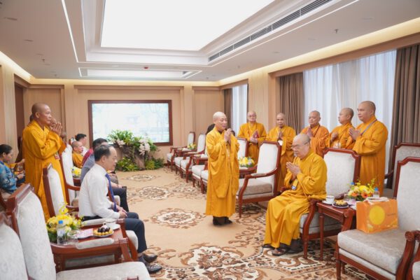 Hà Nội: Trang nghiêm ngày làm việc thứ nhất Đại hội Đại biểu Phật giáo TP lần thứ X缩略图 Hà Nội: Trang nghiêm ngày làm việc thứ nhất Đại hội Đại biểu Phật giáo TP lần thứ X