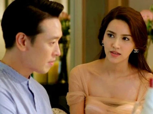 Lên xe hoa ở tuổi 19 hoa mộng, nàng tiểu thư khuê các chết lặng phát hiện chồng ngoại tình ngay đêm tân hôn缩略图 Lên xe hoa ở tuổi 19 hoa mộng, nàng tiểu thư khuê các chết lặng phát hiện chồng ngoại tình ngay đêm tân hôn