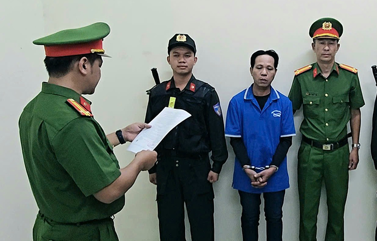 Bắt nghi phạm sát hại phụ nữ, phi tang thi thể trong bao bố ven sông Sài Gòn