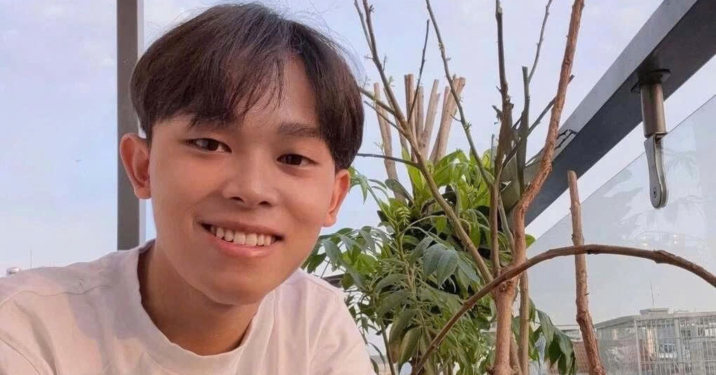 Ca sĩ Hồ Văn Cường mua nhà phố, tự tay chăm vườn rau xanh mướt缩略图 Ca sĩ Hồ Văn Cường mua nhà phố, tự tay chăm vườn rau xanh mướt