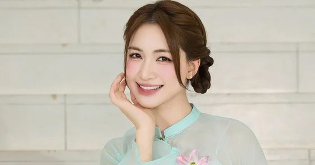 Ca sĩ Hòa Minzy chính thức lên tiếng về thông tin có bầu