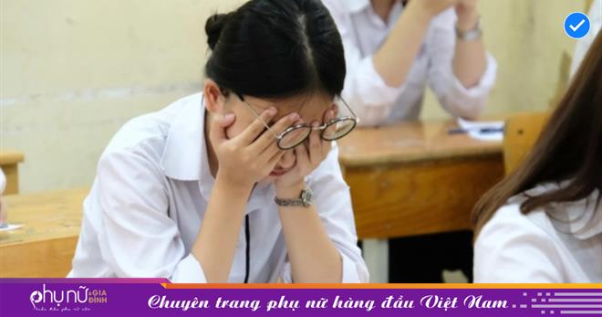 Có nên khoe điểm thi của con lên mạng xã hội?