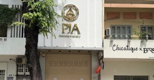 Cửa hàng kim cương bất ngờ đóng cửa, khách hàng lo kẹt tài sản hàng tỷ đồng