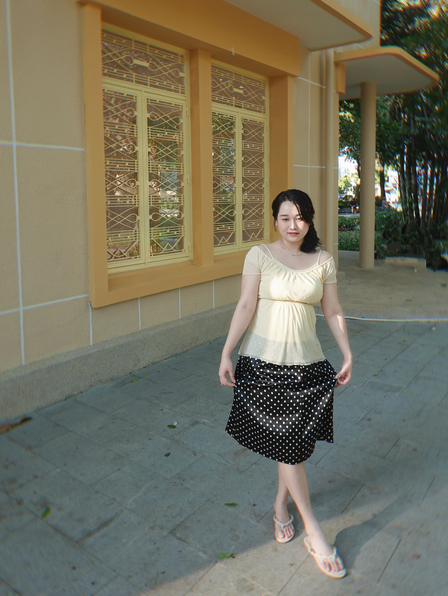 Không chỉ giảm cân, Trúc Anh còn thay đổi cả cách mặc