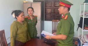 Nhờ &amp;apos;thầy bói&amp;apos; lấy lại 10 tỷ đồng bị lừa, người phụ nữ mất thêm 179 triệu đồng