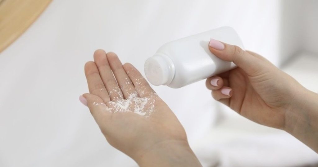 Những công dụng bất ngờ của phấn rôm trong đời sống hằng ngày nhưng không phải ai cũng biết
