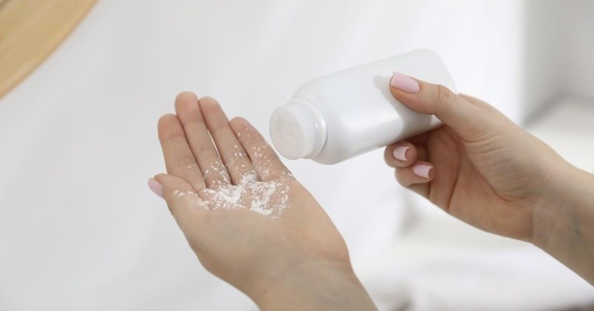 Những công dụng bất ngờ của phấn rôm trong đời sống hằng ngày nhưng không phải ai cũng biết