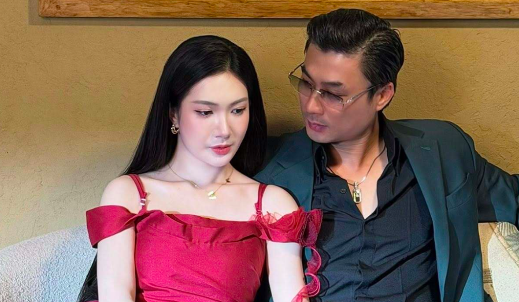 Nữ phó giám đốc mưu mô trong phim &amp;apos;Lửa trắng&amp;apos;, ngoài đời khác xa trên màn ảnh