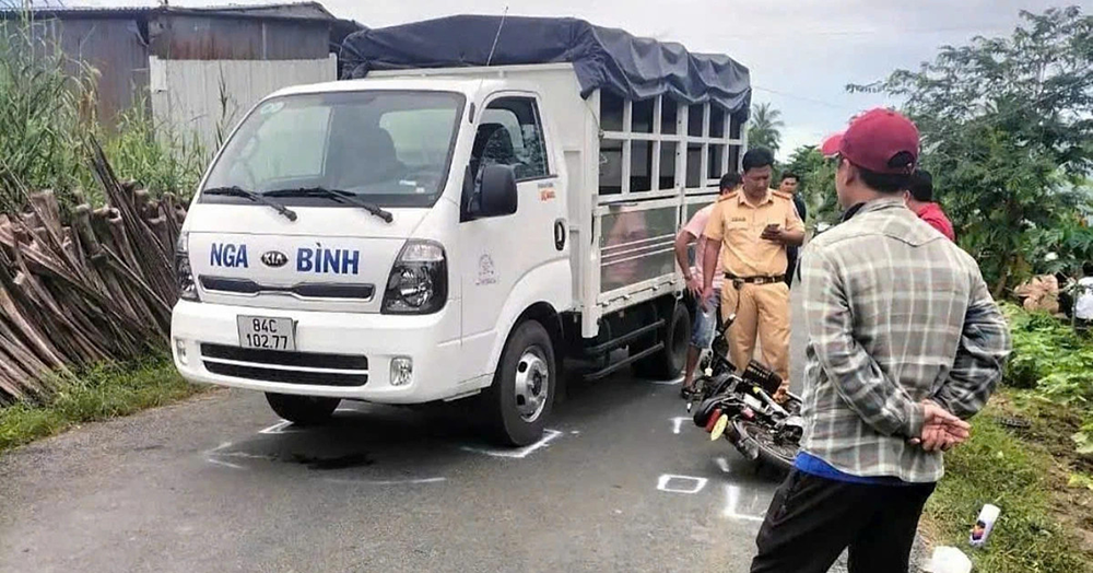 Phục hồi điều tra vụ tai nạn giao thông khiến nữ sinh ở Vĩnh Long tử vong缩略图 Phục hồi điều tra vụ tai nạn giao thông khiến nữ sinh ở Vĩnh Long tử vong