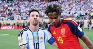Sau 19 năm, cậu bé 5 tháng tuổi được Messi tắm cho ngày nào, nay đã trở thành tân vương